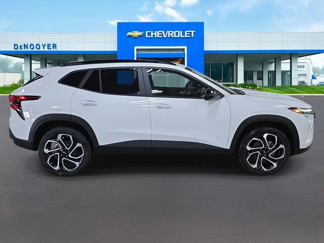 New 2026 Chevrolet Trax RS w/ Driver Confidence Package image 5