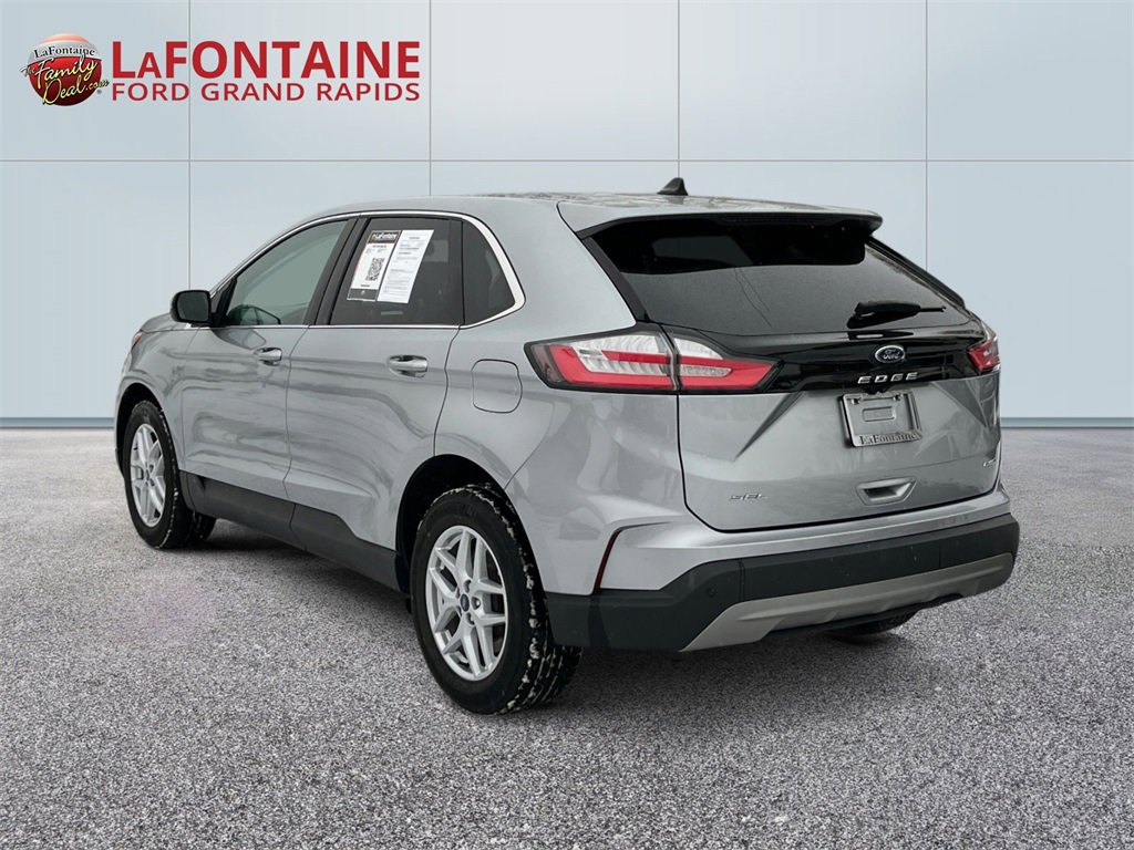 Used 2022 Ford Edge SEL w/ Convenience Package image 5