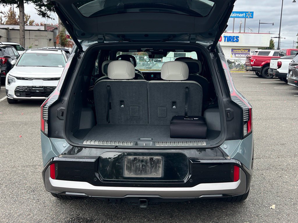 Certified 2024 Kia EV9 GT-Line AWD/4WD image 12