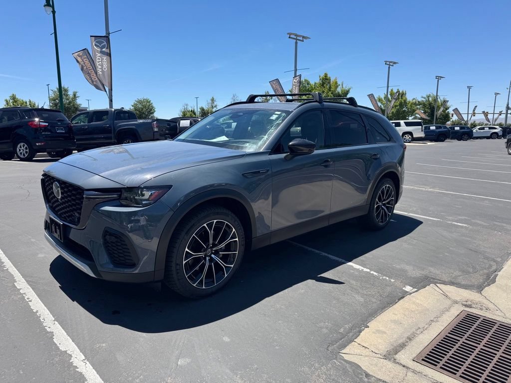 Certified 2025 MAZDA CX-70 Plug-In Hybrid w/ Premium Pkg AWD/4WD image 2