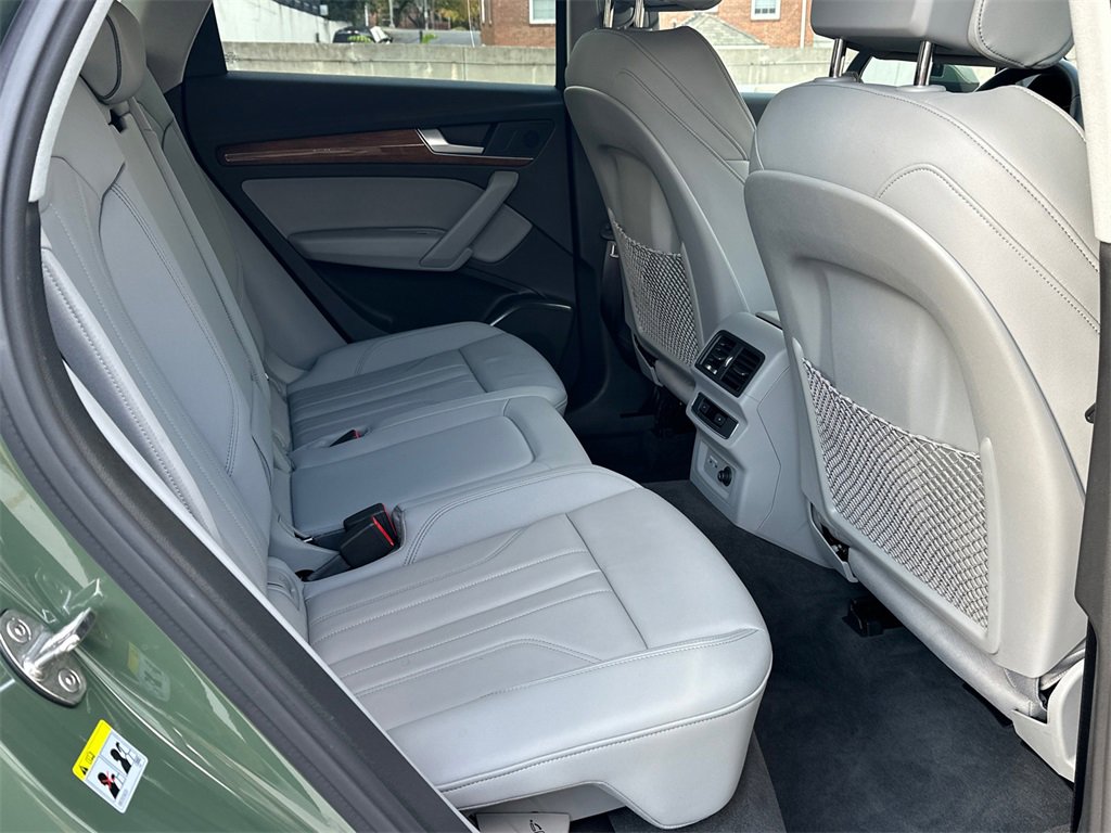 Used 2024 Audi Q5 e Premium image 14