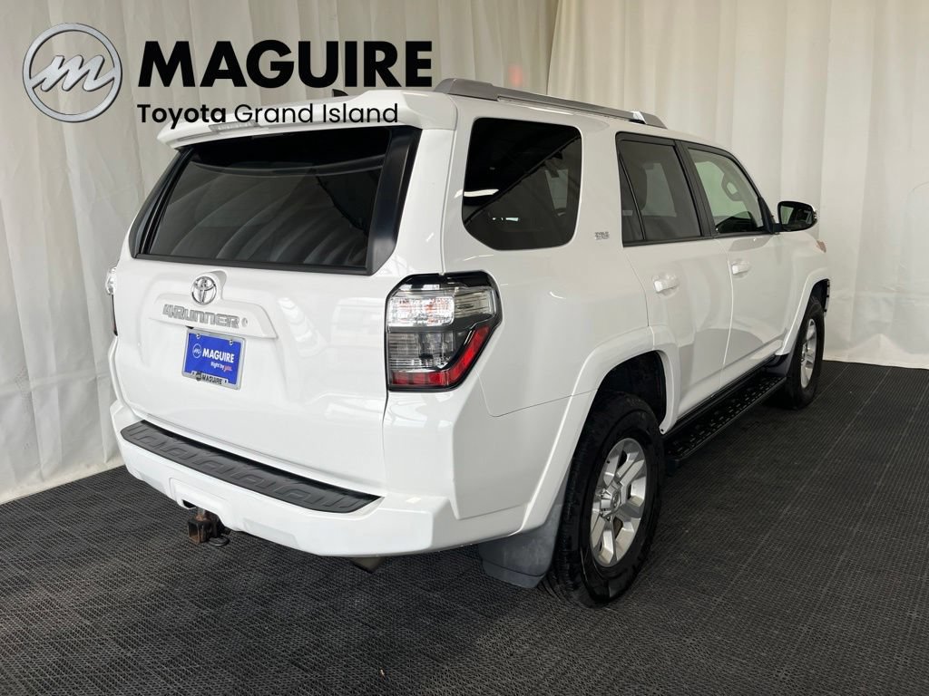 Used 2018 Toyota 4Runner SR5 Premium AWD/4WD image 32