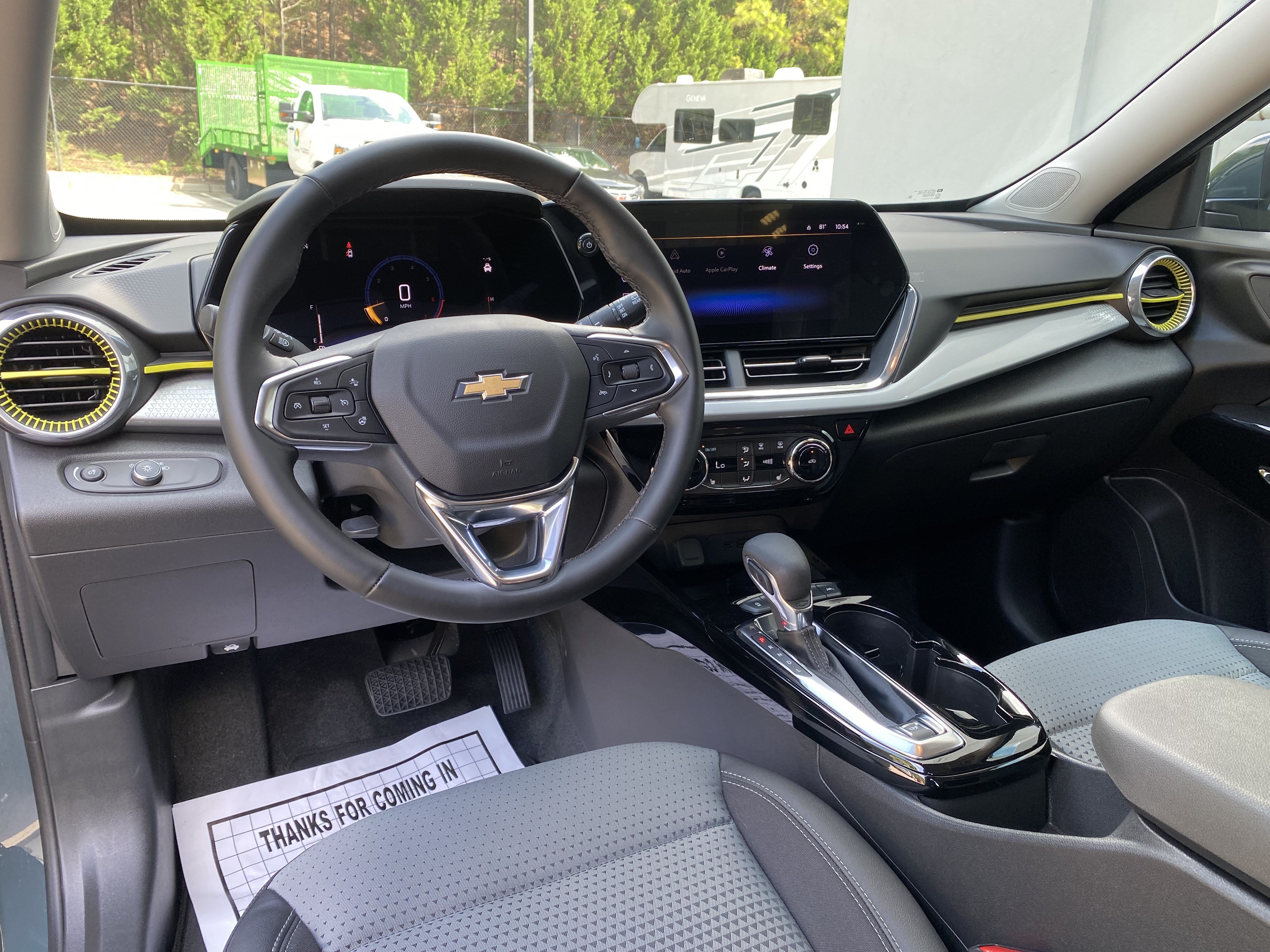 Used 2026 Chevrolet Trax LT w/ Sunroof Package FWD image 33