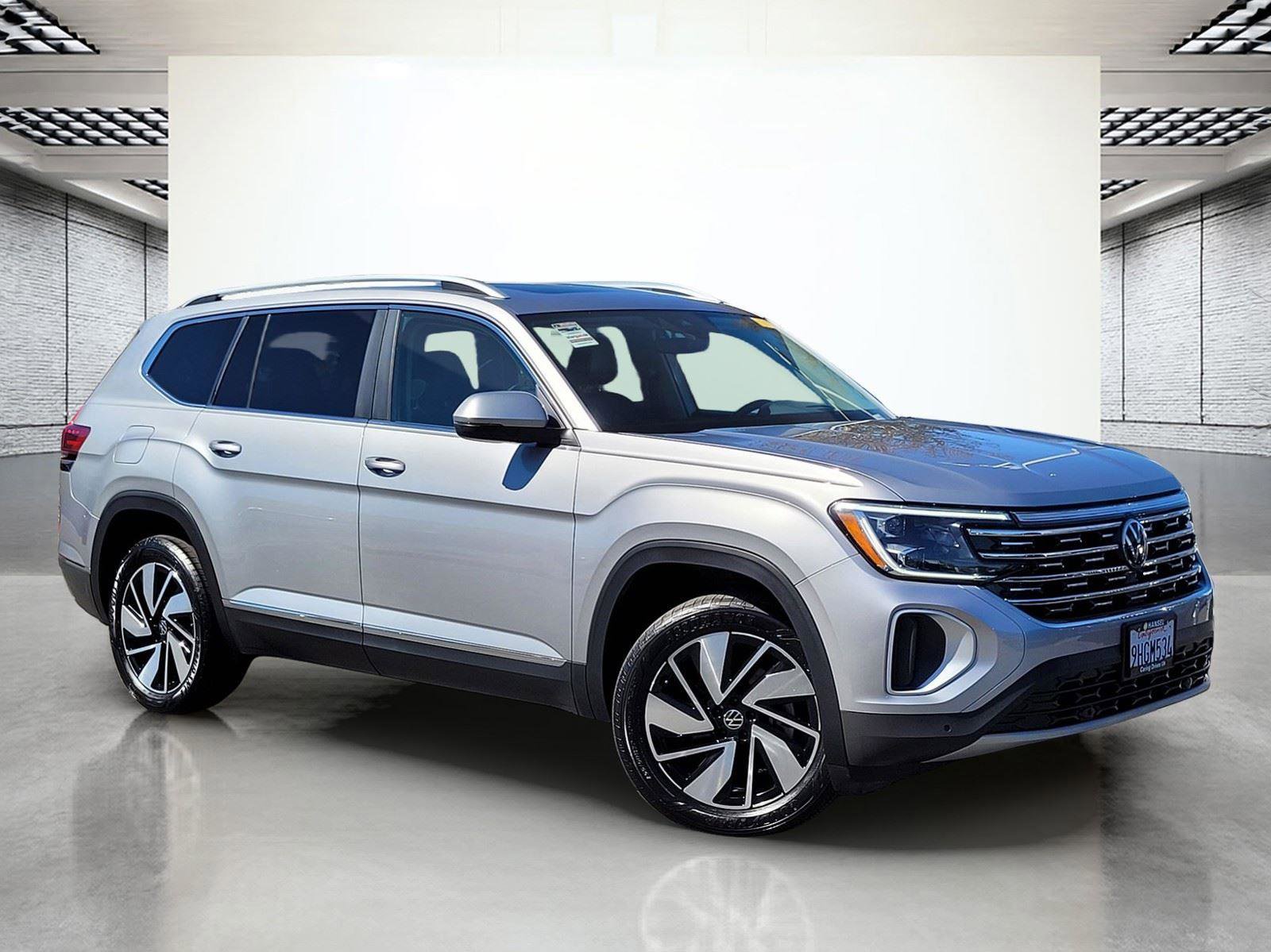 Certified 2024 Volkswagen Atlas SEL image 2