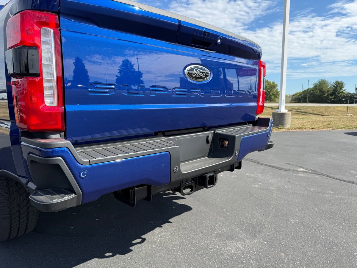 New 2026 Ford F350 Lariat w/ Black Appearance Package image 16