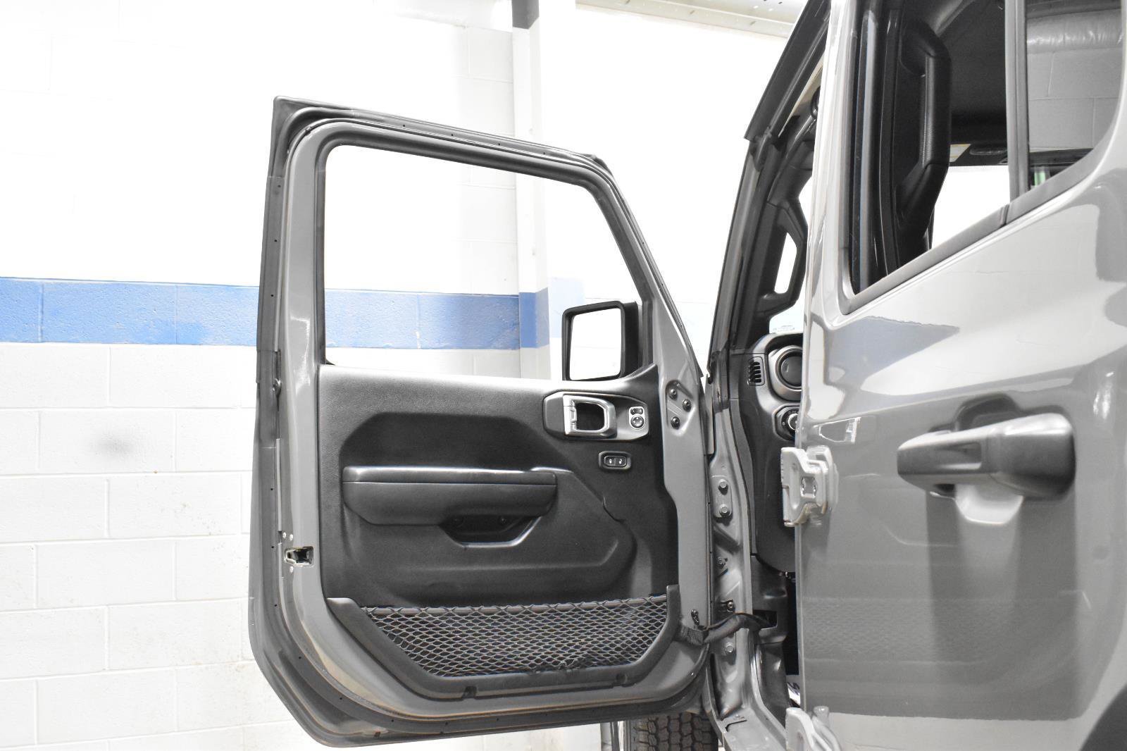 Used 2021 Jeep Wrangler Unlimited Sport image 9