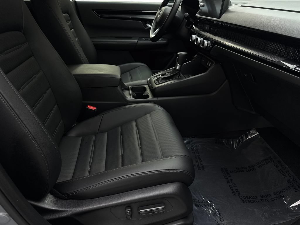 Used 2025 Honda CR-V EX-L image 45