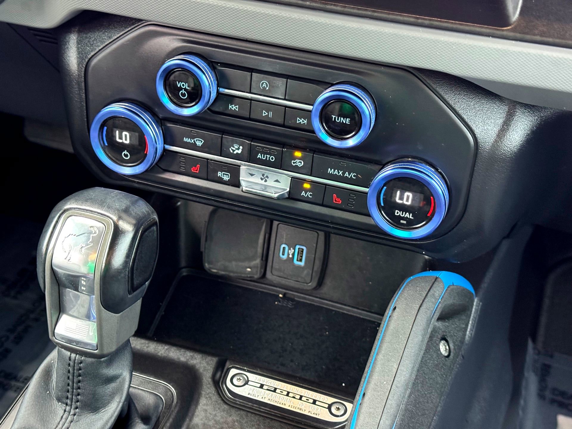 Used 2021 Ford Bronco Black Diamond AWD/4WD image 27