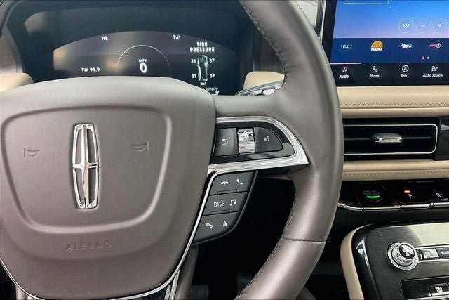 Used 2022 Lincoln Nautilus Reserve w/ Equipment Group 201A AWD/4WD image 24