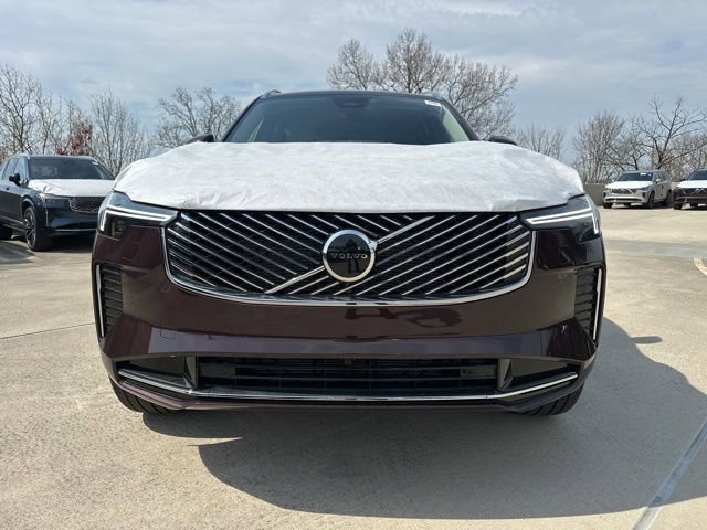 New 2026 Volvo XC90 B5 Core w/ Protection Package AWD/4WD image 2