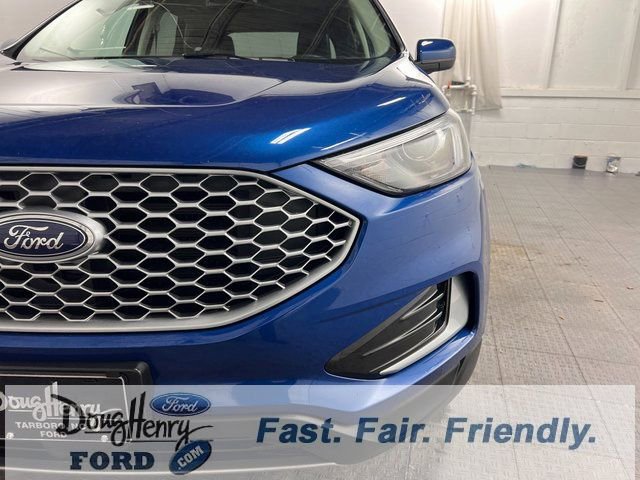 Used 2024 Ford Edge SEL image 11