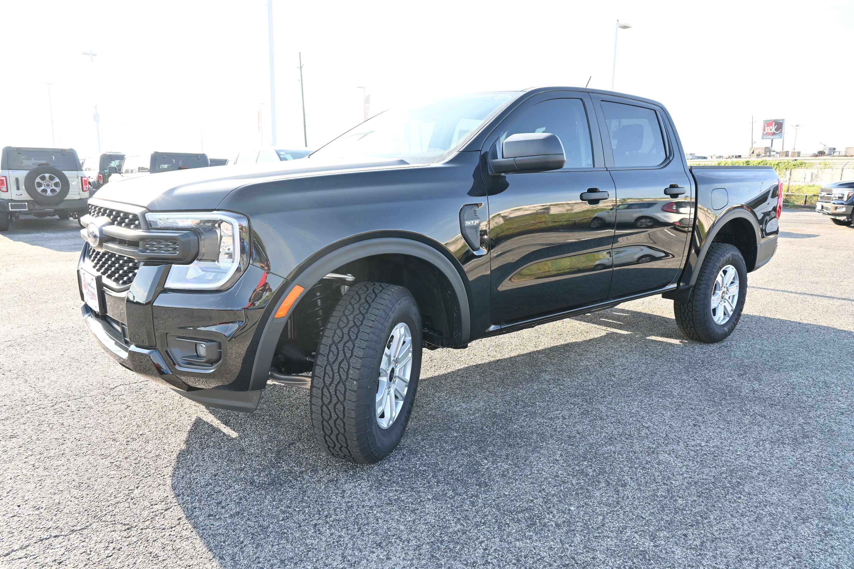 New 2025 Ford Ranger XL w/ Trailer Tow Package image 8