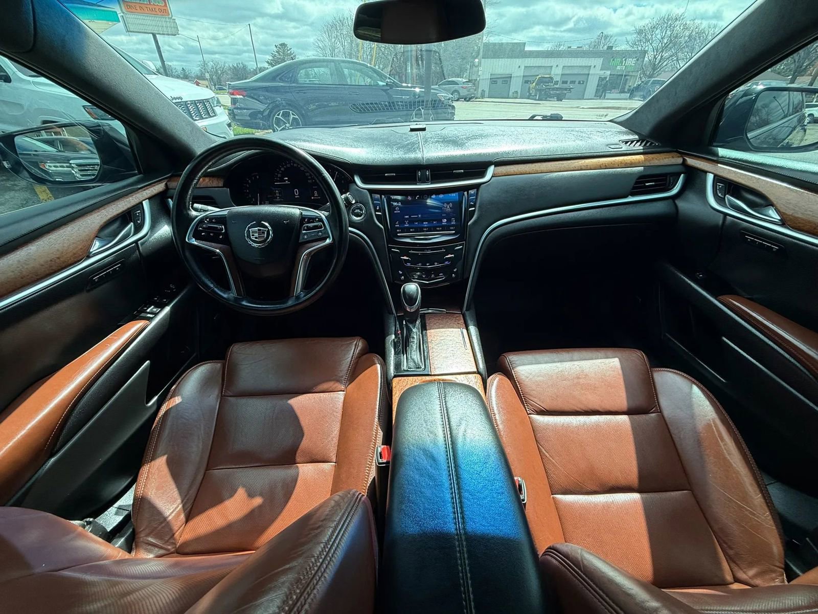 Used 2015 Cadillac XTS Luxury AWD/4WD image 23