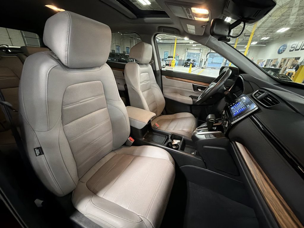 Used 2019 Honda CR-V Touring image 25