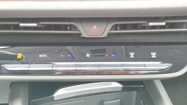 Used 2025 Buick Envision Sport Touring image 35