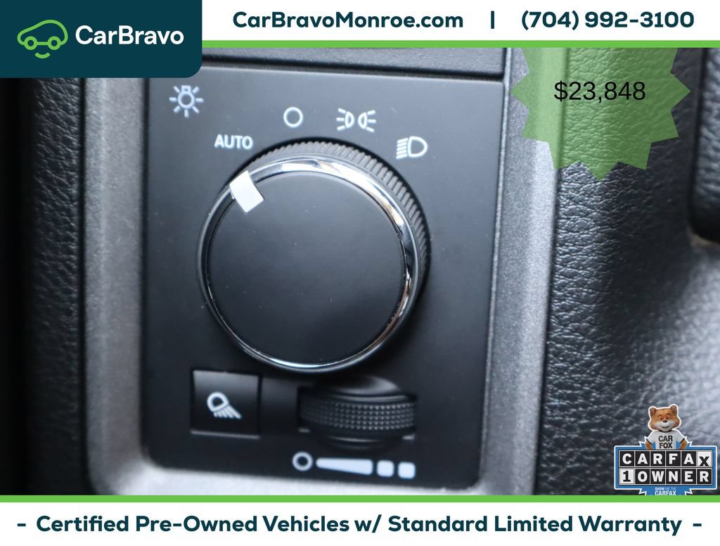 Used 2022 RAM 1500 Tradesman w/ Chrome Appearance Group AWD/4WD image 27