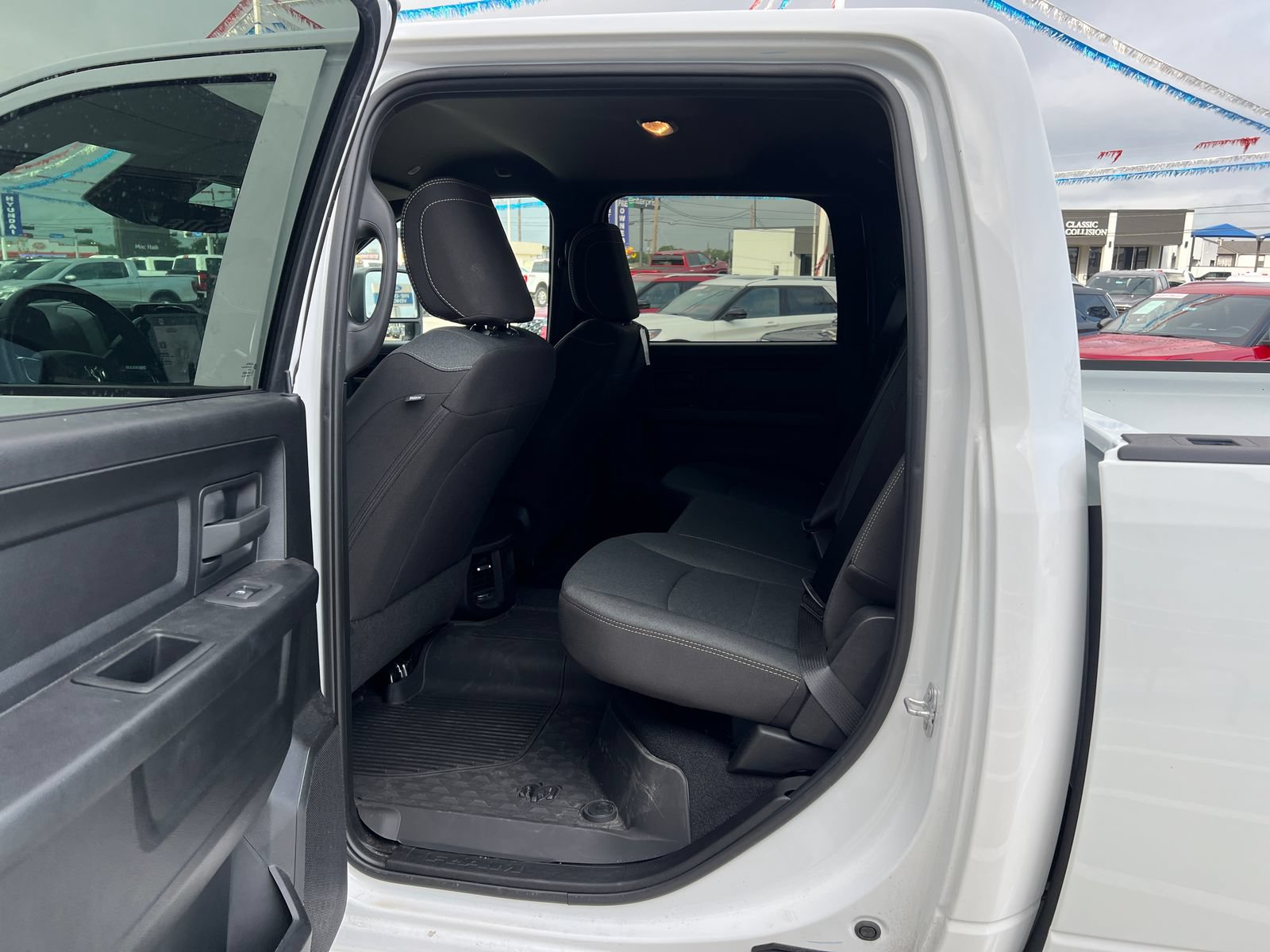 Used 2025 RAM 3500 Tradesman AWD/4WD image 11