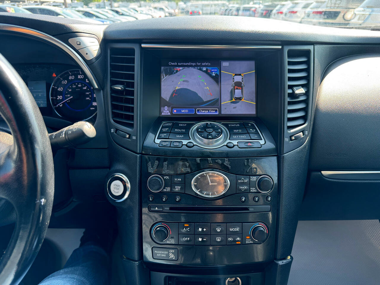 Used 2016 INFINITI QX70 AWD image 15