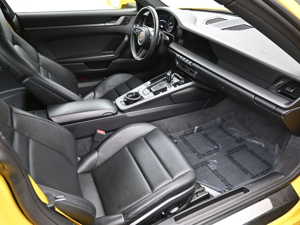 Used 2020 Porsche 911 Carrera S image 9