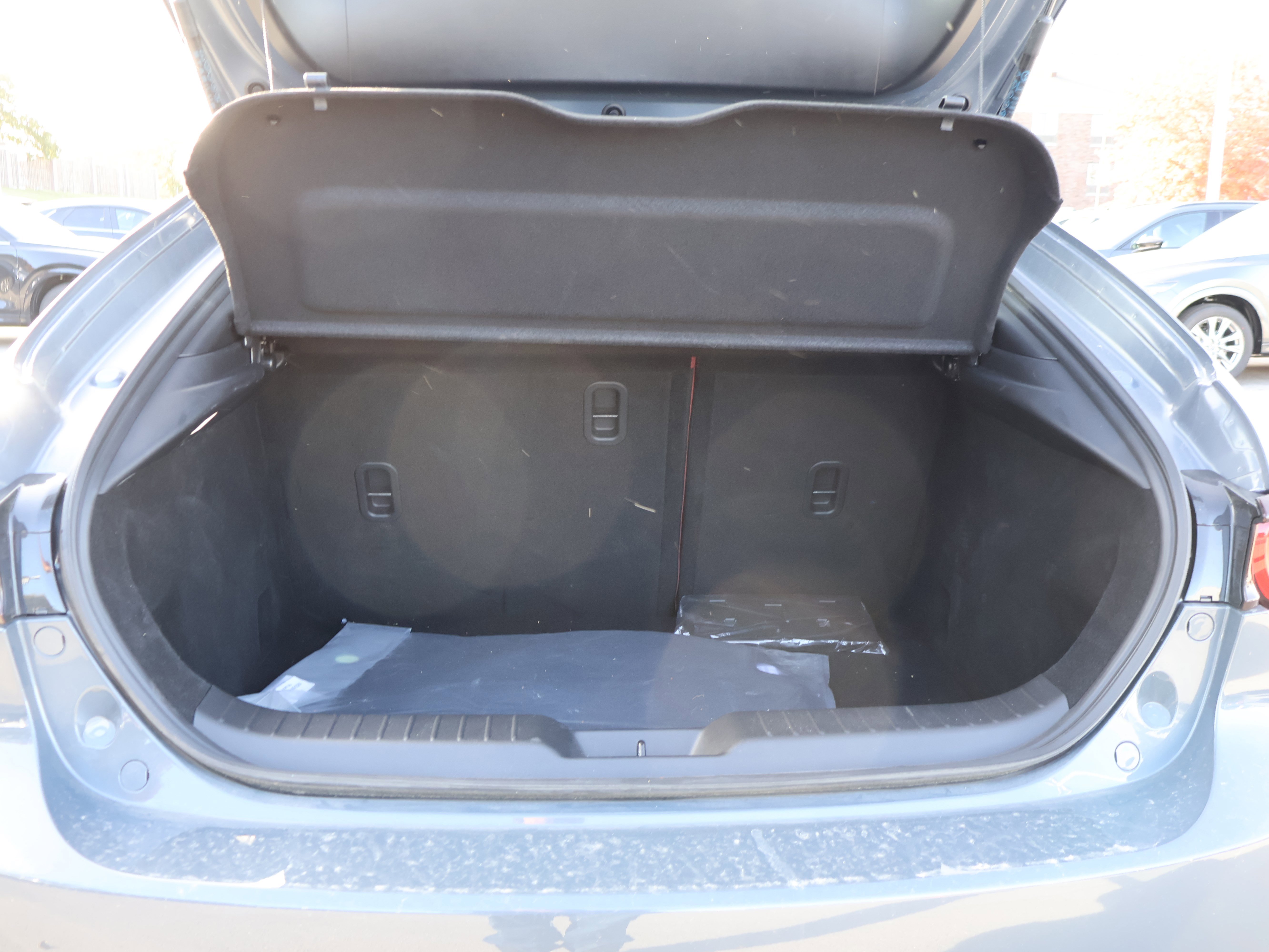 Certified 2025 MAZDA MAZDA3 Carbon image 19