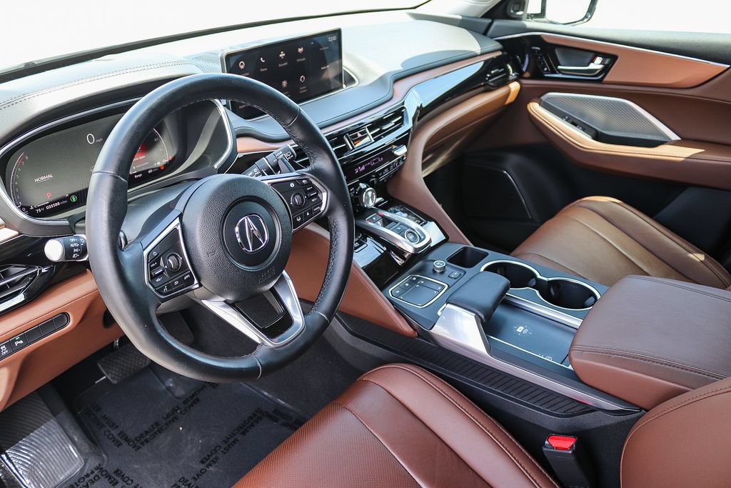Used 2023 Acura MDX w/ Technology Package FWD image 16