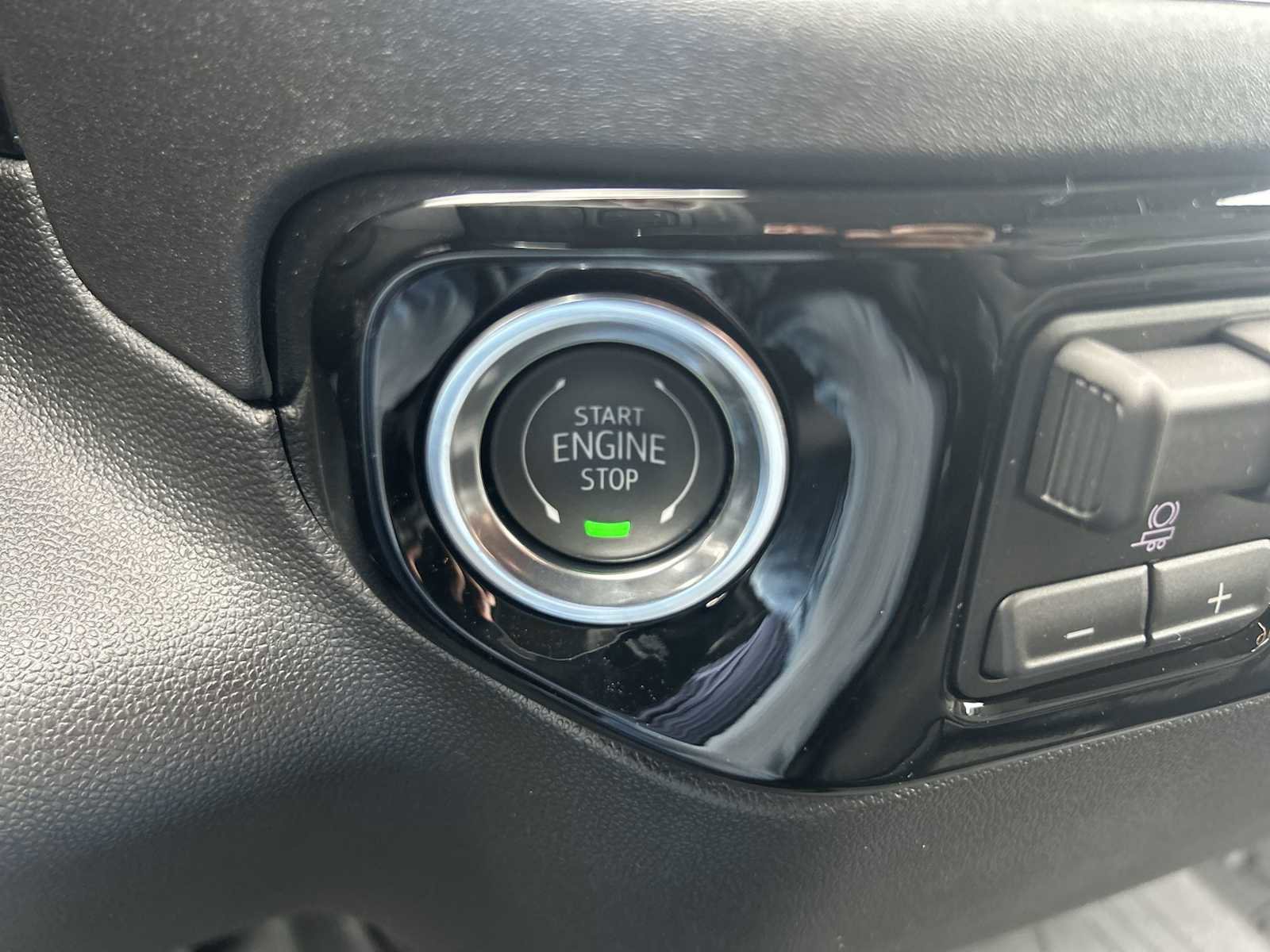 New 2026 GMC Sierra 2500 SLE image 16