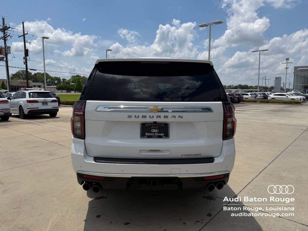 Used 2024 Chevrolet Suburban Premier AWD/4WD image 4