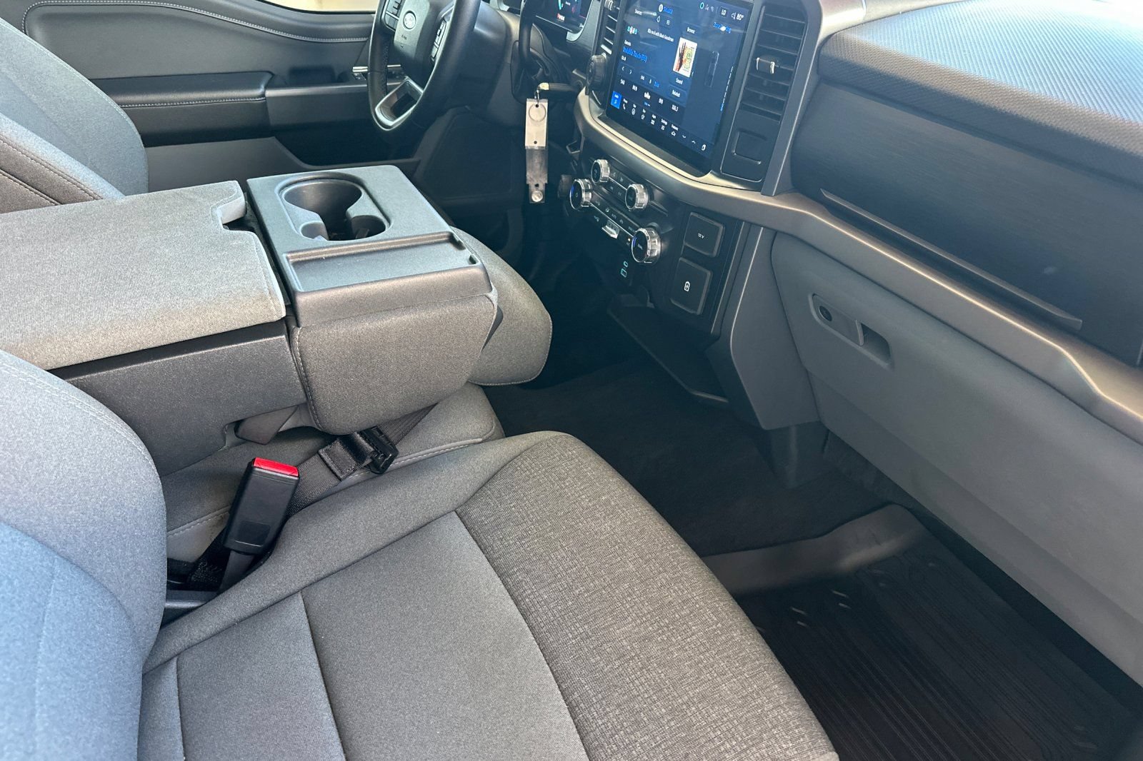 Used 2024 Ford F150 XLT RWD image 16