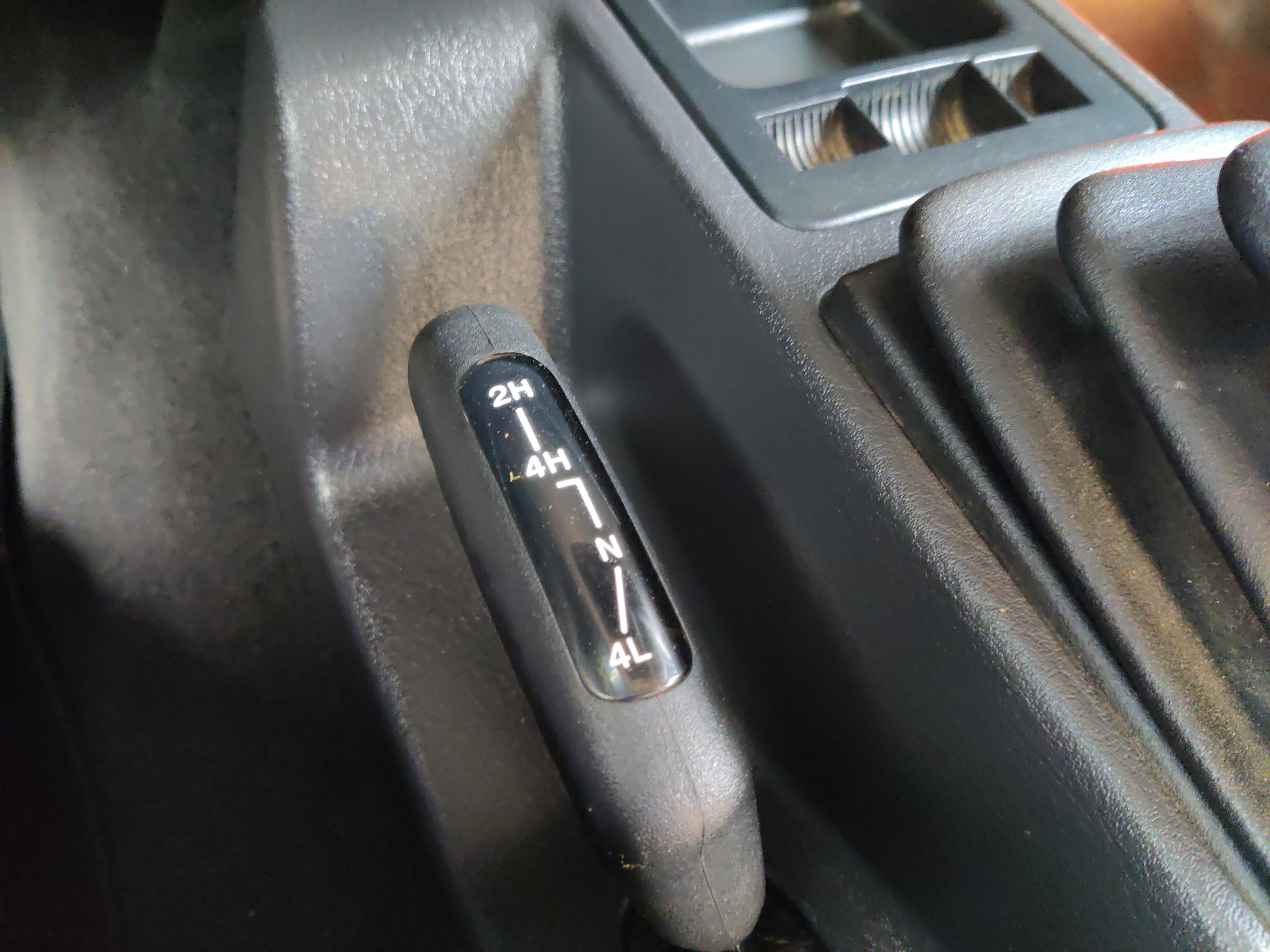 Used 2004 Jeep Wrangler X image 33