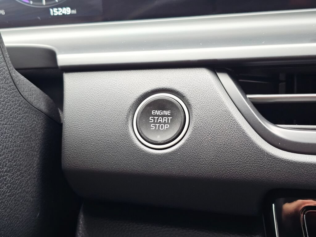 Certified 2024 Kia Seltos SX AWD/4WD image 17