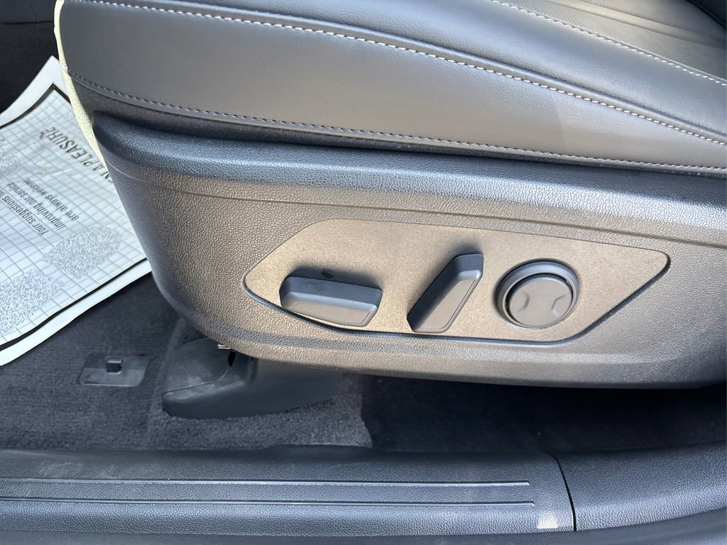 New 2025 Kia Sorento S image 19