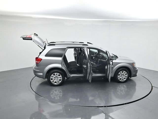 Used 2018 Dodge Journey SE w/ Popular Equipment Group image 46
