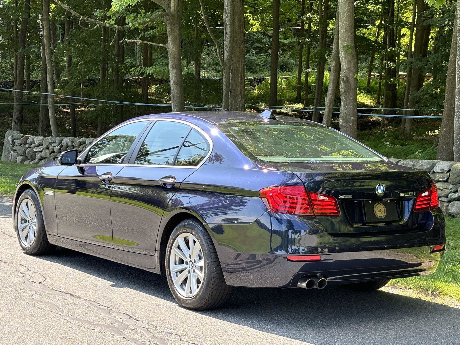 Used 2015 BMW 528i xDrive Sedan AWD/4WD image 15