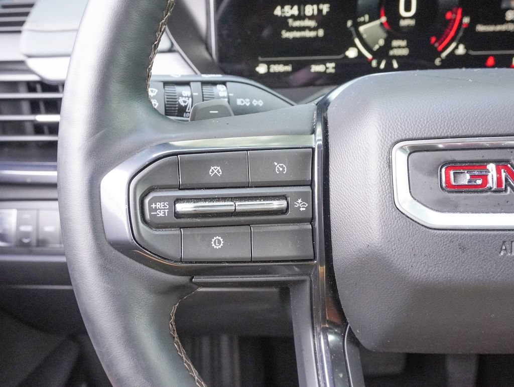 Used 2025 GMC Acadia AT4 w/ Luxury Package AWD/4WD image 49