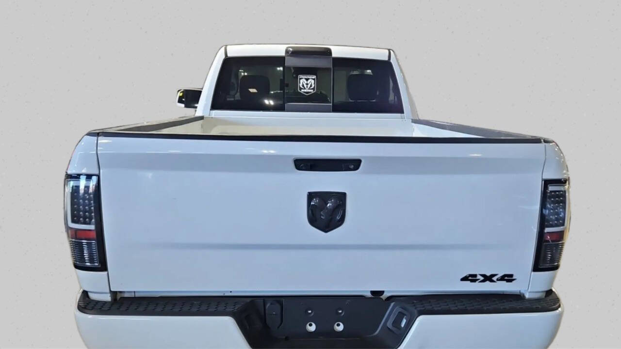 Used 2016 RAM 1500 Classic SLT image 6