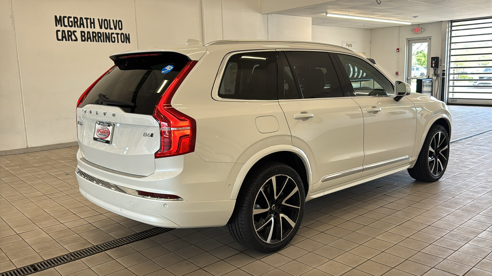 Used 2024 Volvo XC90 B6 Plus w/ Protection Package Premier AWD/4WD image 5