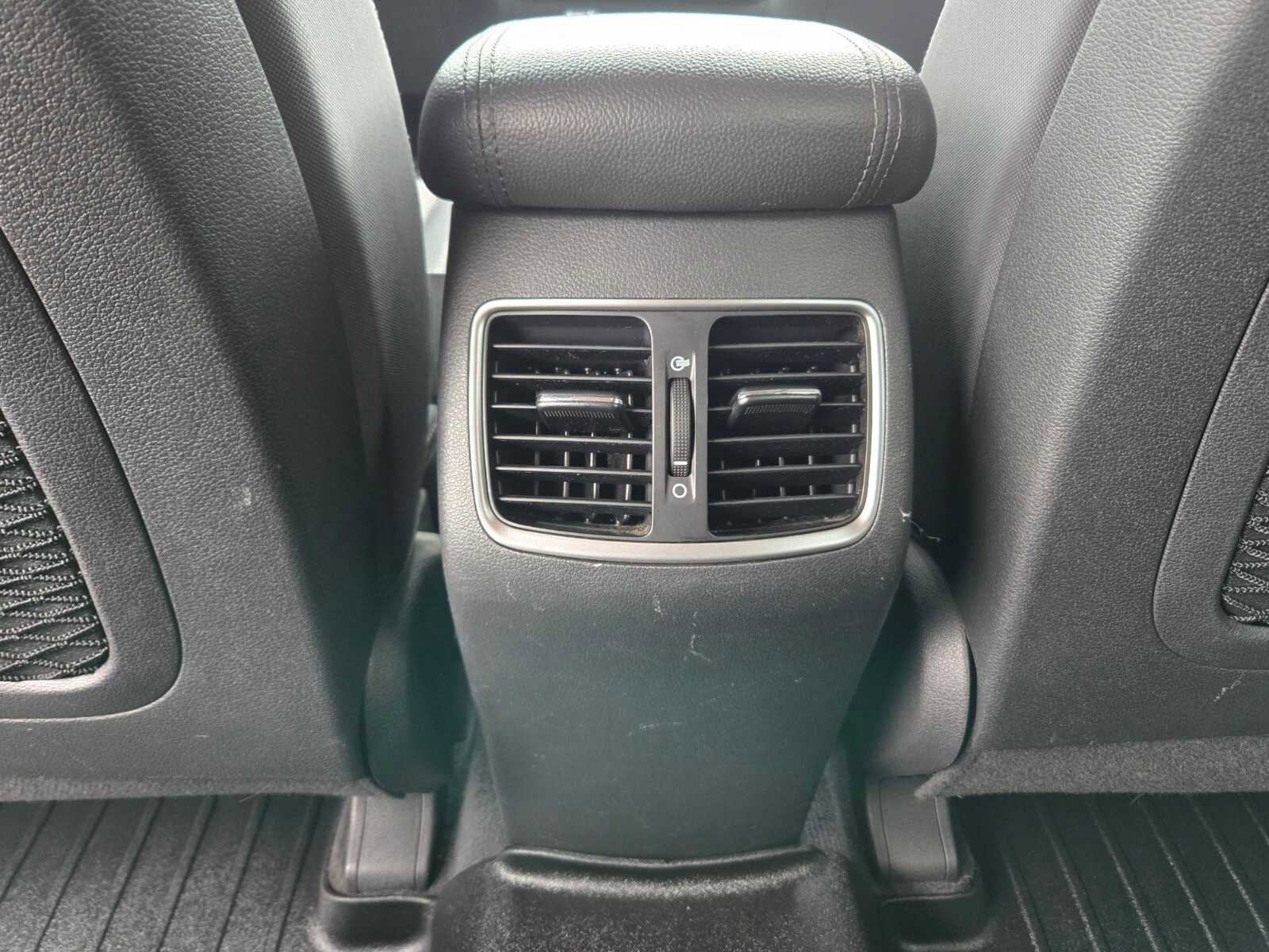 Used 2017 Hyundai Tucson Sport image 17