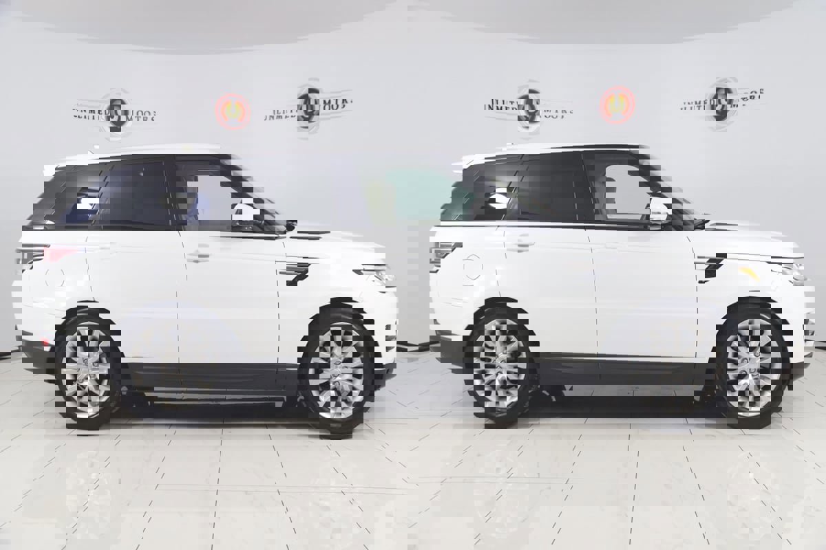 Used 2016 Land Rover Range Rover Sport SE image 2