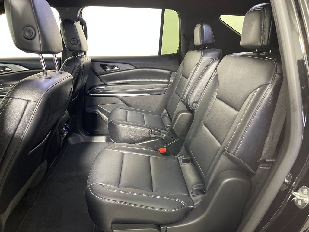 Used 2026 Chevrolet Traverse LT w/ Driver Confidence Package FWD image 15