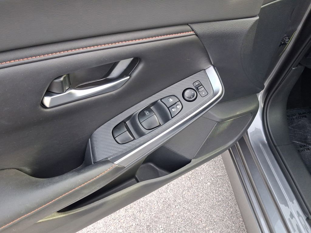 Certified 2023 Nissan Sentra SR image 16