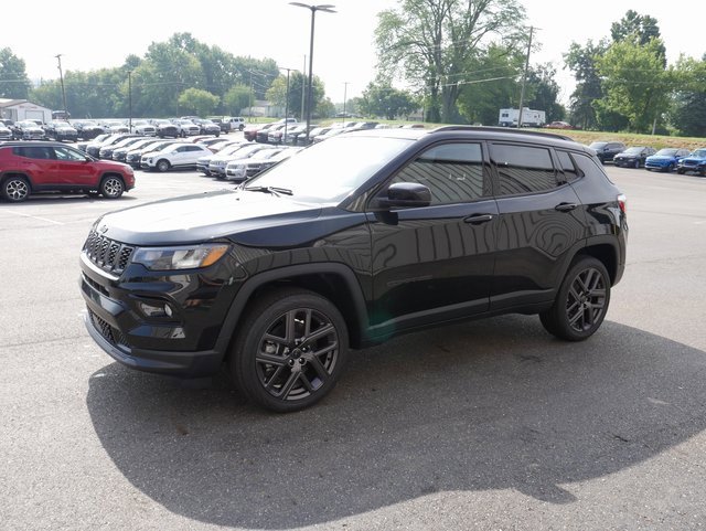 New 2025 Jeep Compass Limited w/ Sun & Sound Group image 9