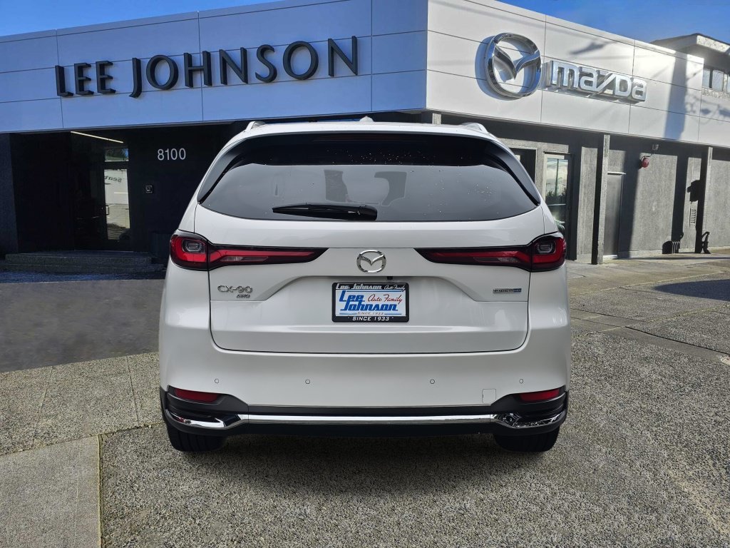 Certified 2024 MAZDA CX-90 Plug-In Hybrid w/ Premium Pkg AWD/4WD image 4