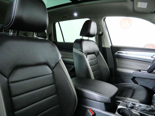 Used 2023 Volkswagen Atlas SEL Premium AWD/4WD image 13