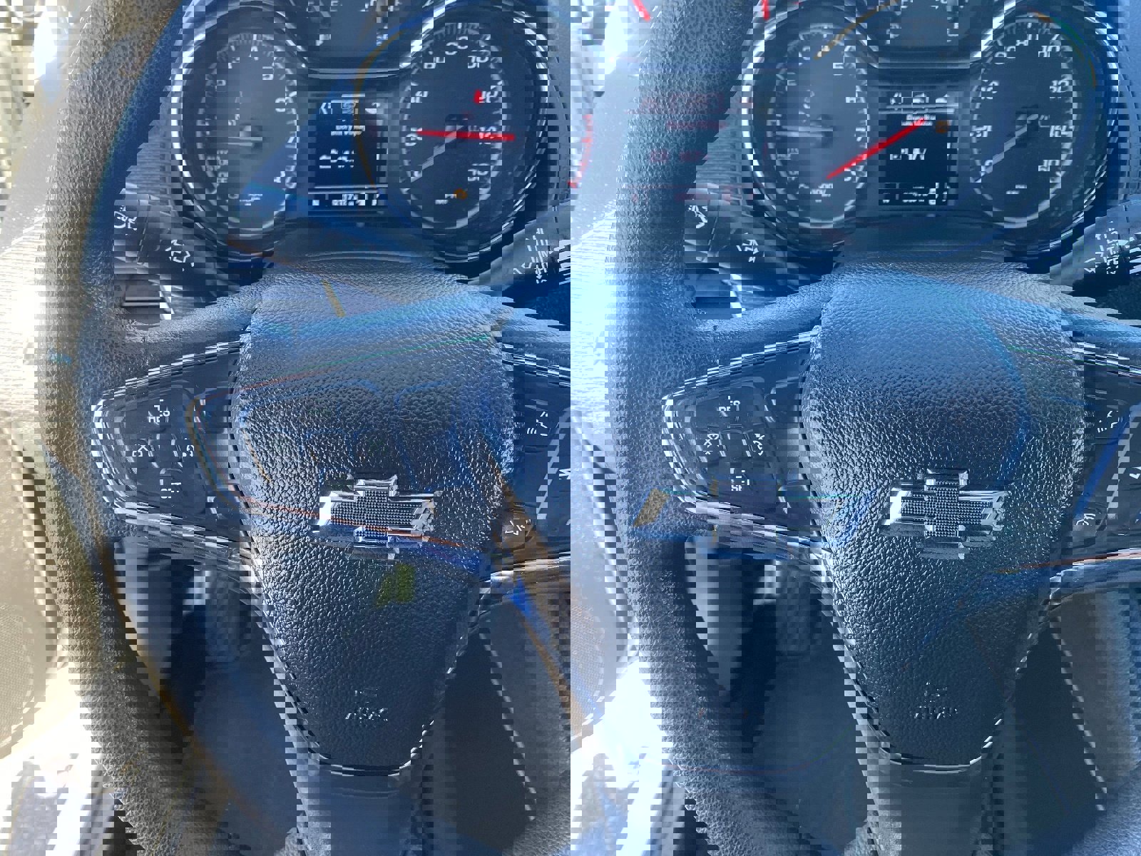 Used 2019 Chevrolet Cruze LT w/ Convenience Package image 25