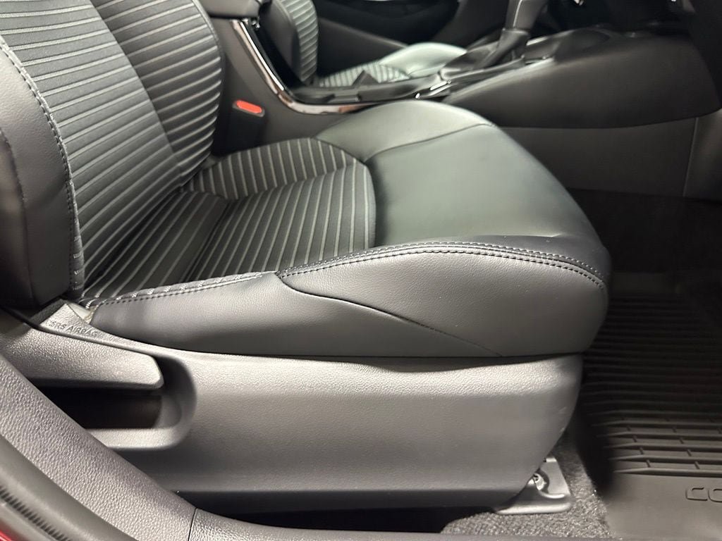 Used 2026 Toyota Corolla XSE FWD image 56