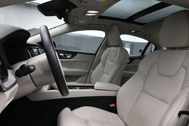 Certified 2024 Volvo S60 B5 Ultimate w/ Climate Package AWD/4WD image 10