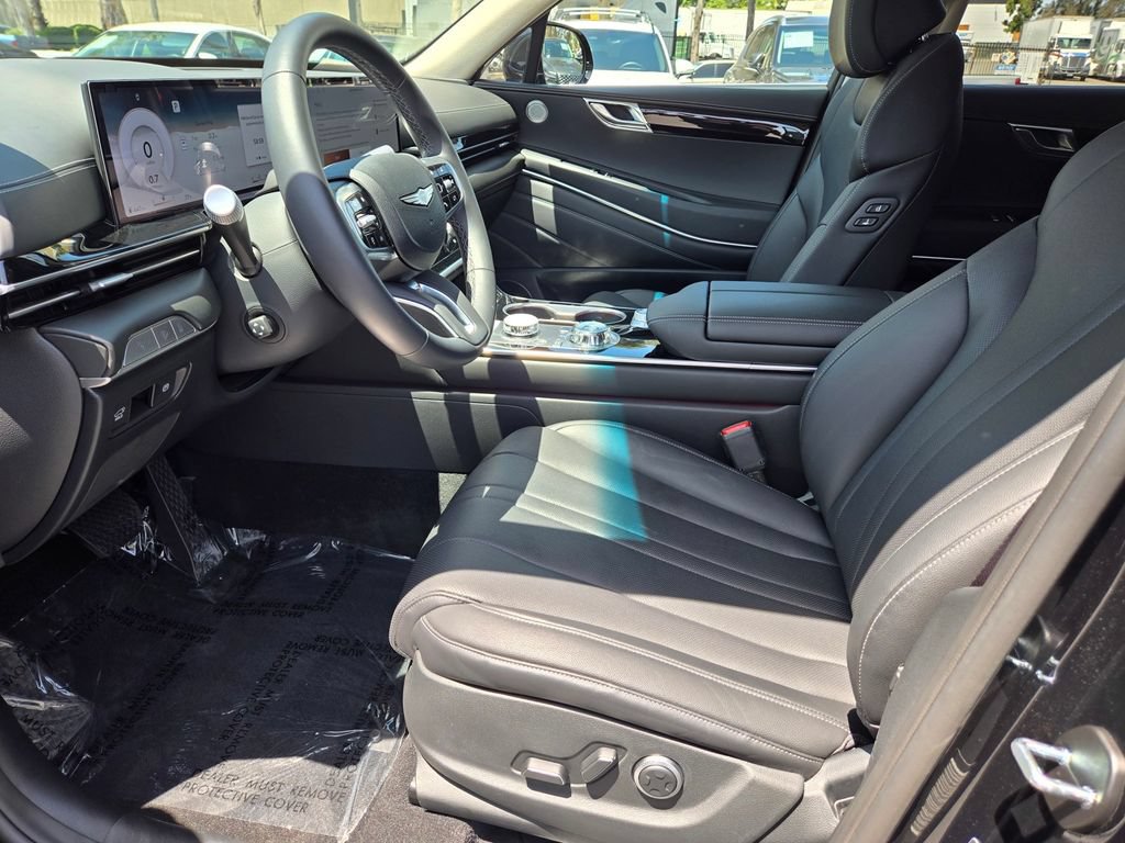 Used 2026 Genesis GV80 2.5T RWD image 8