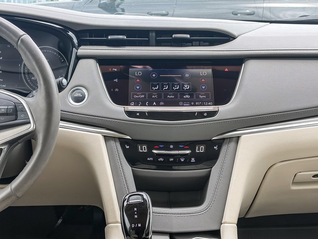 Certified 2023 Cadillac XT5 Premium Luxury w/ Technology Package FWD image 12
