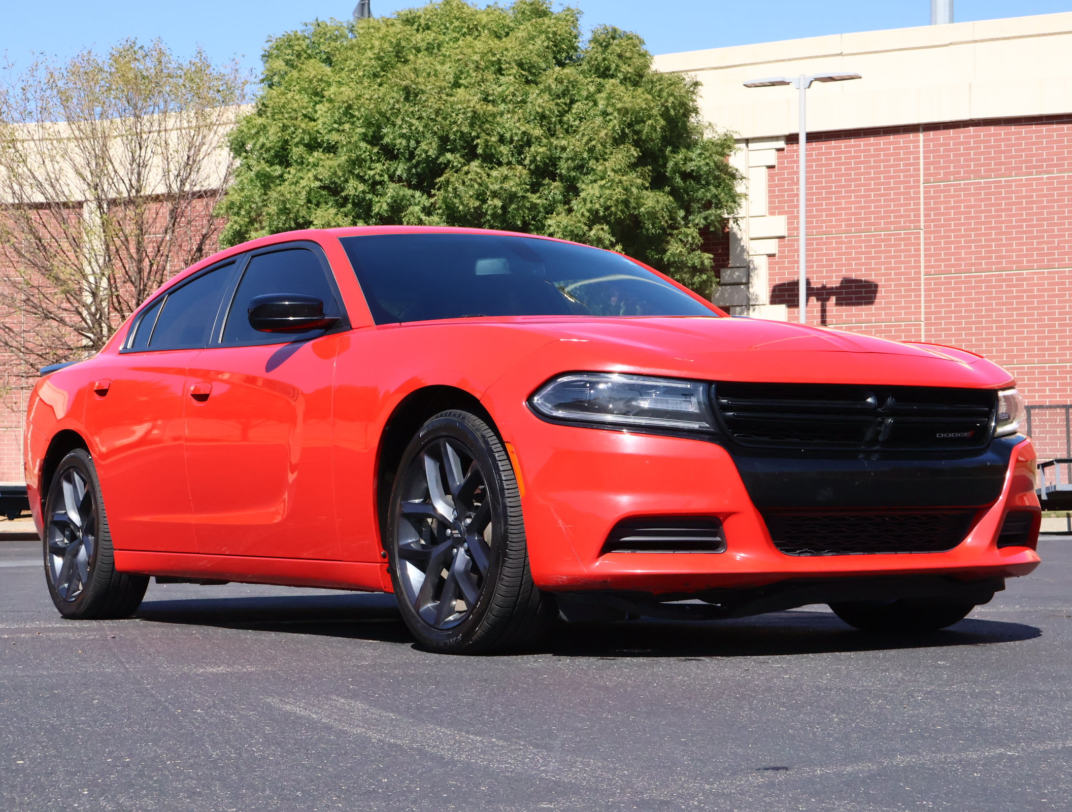 Used 2019 Dodge Charger SXT w/ Plus Group RWD image 1
