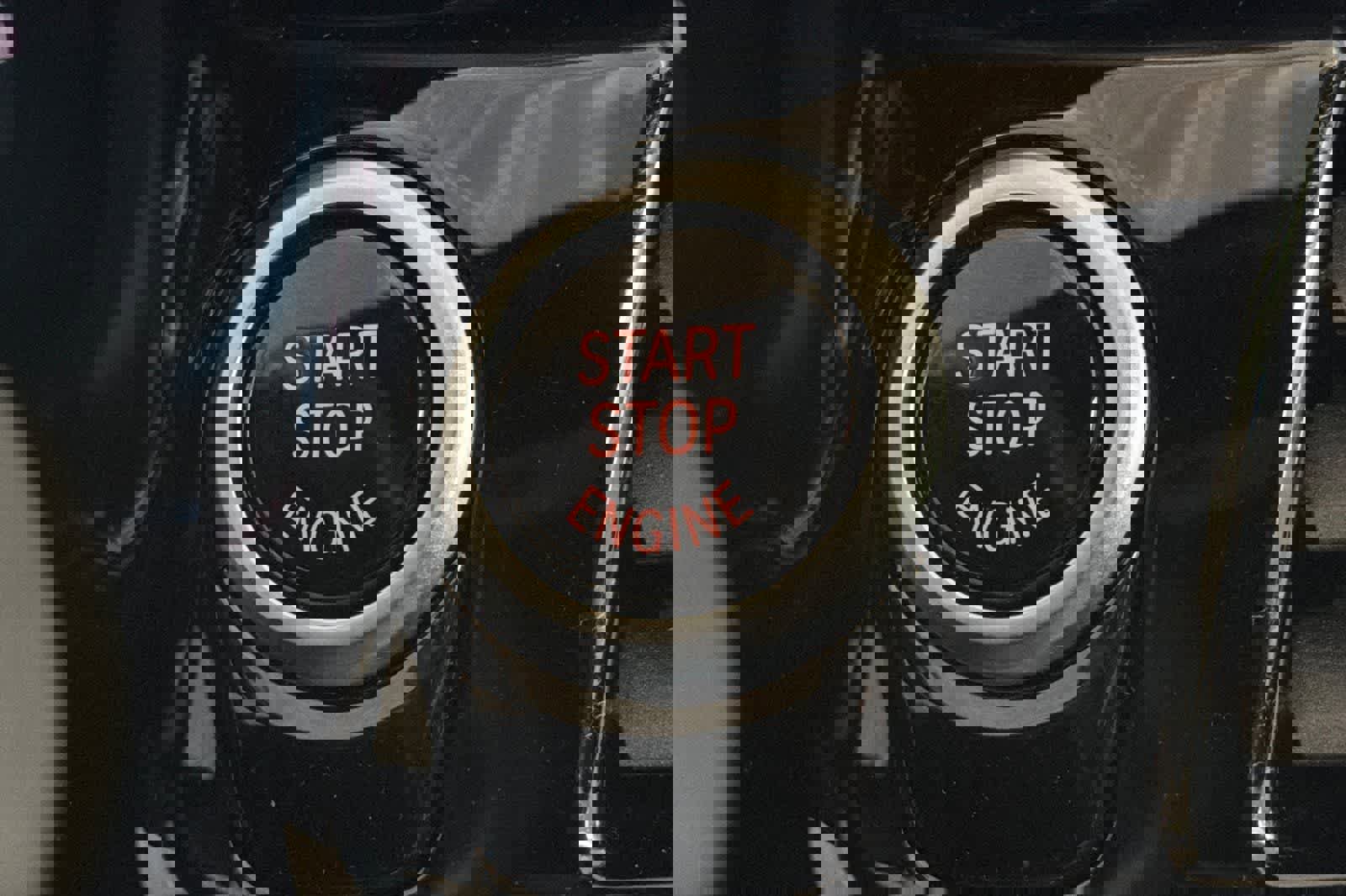 Used 2023 BMW 530e 530e w/ M Sport Package image 22